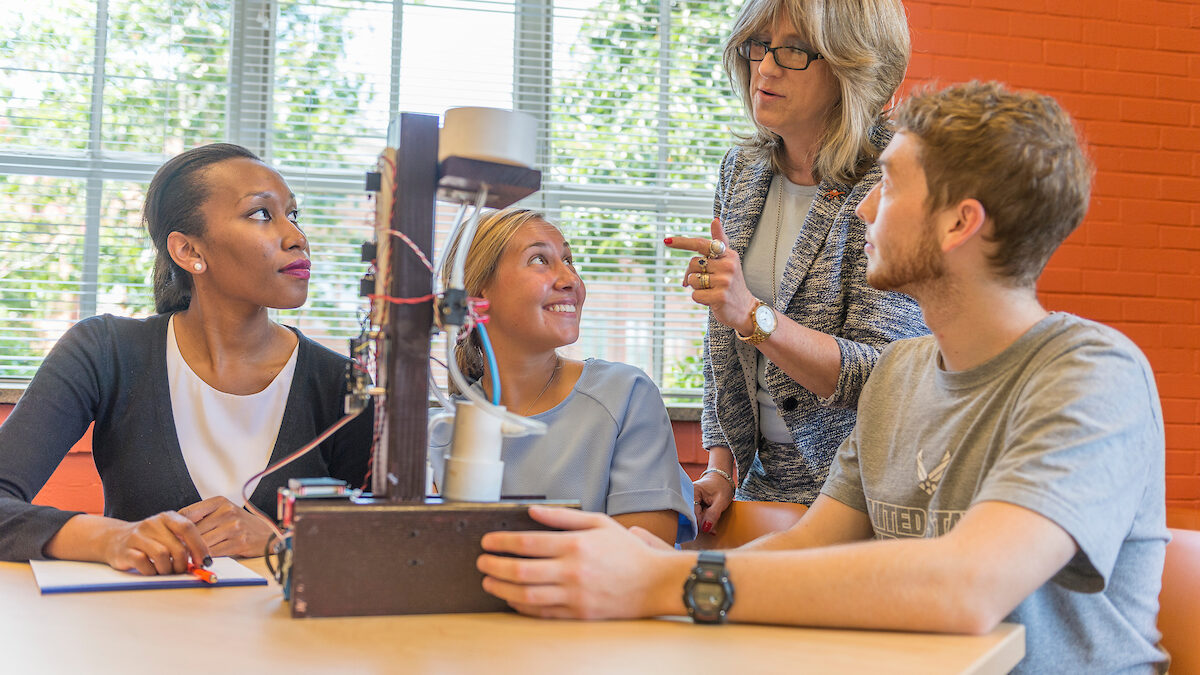 image of Engineering class