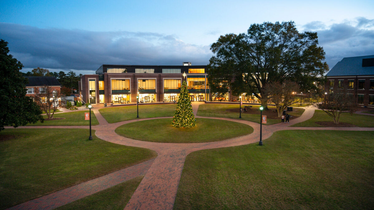 image of the Campbell University Academic Circle - Christmas 2020